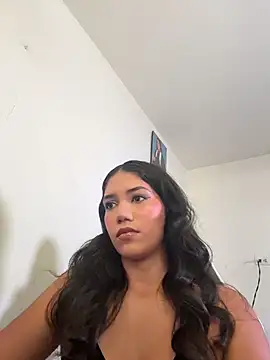 Snapshot of MikaelaFlgg chatting on March 26, 5:18 pm MikaelaFlgg online show from March 26, 5:18 pm