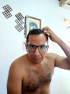 DIEGOLUIS2026 online show from April 28, 6:02 pm