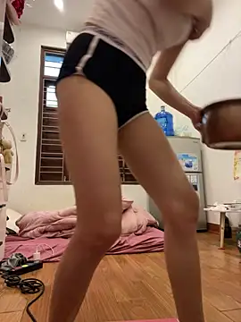 Miumieu2 online show from March 15, 2:28 am