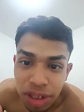 Lluviadeorohd online show from February 27, 3:28 am