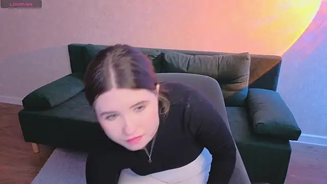 Snapshot of Li-crystal chatting on March 21, 8:19 am Li-crystal online show from March 21, 8:19 am