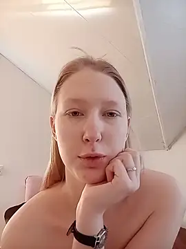 TanyaSavel online show from March 19, 7:01 am