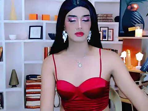Snapshot of Queeny_Cassandra chatting on May 7, 6:08 am Queeny Cassandra online show from May 7, 6:08 am