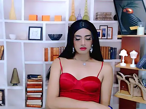 Snapshot of Queeny_Cassandra chatting on May 9, 2:44 pm Queeny Cassandra online show from May 9, 2:44 pm