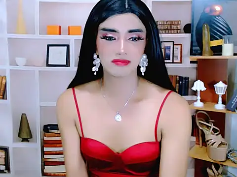 Snapshot of Queeny_Cassandra chatting on May 13, 6:22 am Queeny Cassandra online show from May 13, 6:22 am