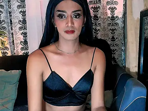 Snapshot of Queeny_Cassandra chatting on June 10, 11:57 pm Queeny Cassandra online show from June 10, 11:57 pm