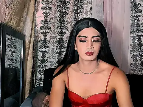 Snapshot of Queeny_Cassandra chatting on June 13, 2:09 am Queeny Cassandra online show from June 13, 2:09 am