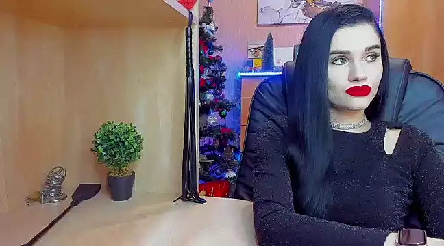 Snapshot of KristiTopxx chatting on December 8, 8:25 pm KristiTopxx online show from December 8, 8:25 pm