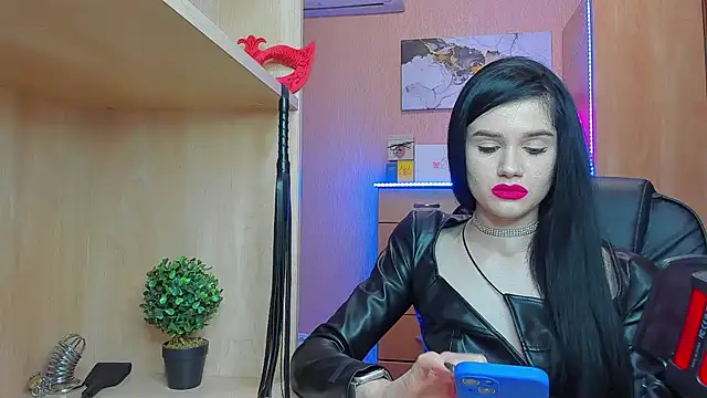 Snapshot of KristiTopxx chatting on February 12, 10:48 pm KristiTopxx online show from February 12, 10:48 pm