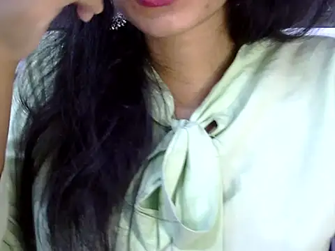 Snapshot of Neha_Sharma2 chatting on April 1, 1:23 pm Neha Sharma2 online show from April 1, 1:23 pm