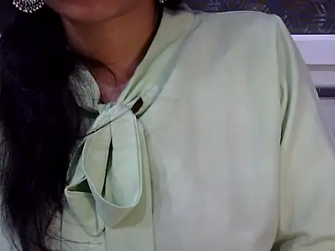 Snapshot of Neha_Sharma2 chatting on April 1, 1:52 pm Neha Sharma2 online show from April 1, 1:52 pm