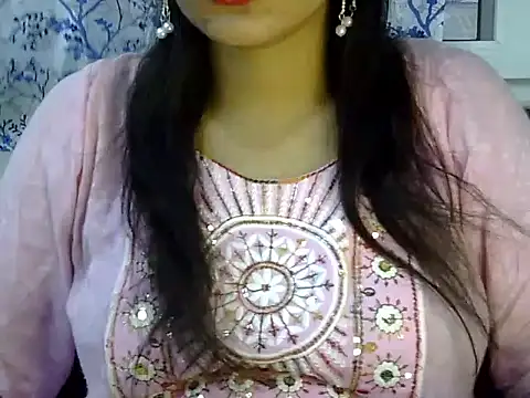 Snapshot of Neha_Sharma2 chatting on June 18, 1:15 pm Neha Sharma2 online show from June 18, 1:15 pm