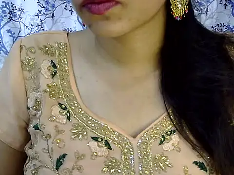 Snapshot of Neha_Sharma2 chatting on June 21, 1:03 pm Neha Sharma2 online show from June 21, 1:03 pm