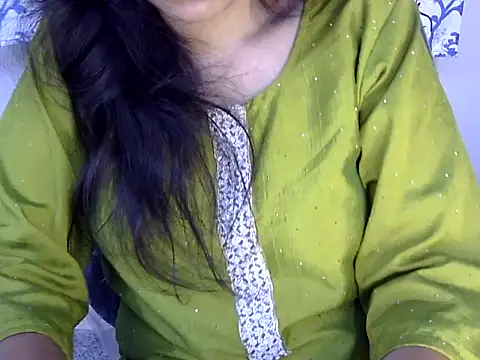 Snapshot of Neha_Sharma2 chatting on July 28, 2:24 pm Neha Sharma2 online show from July 28, 2:24 pm