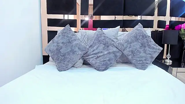 ursafrost online show from July 21, 10:01 pm