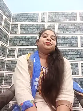 lovely-girl99 online show from August 5, 8:39 am