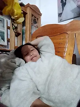 Snapshot of heesuu11 chatting on March 7, 1:24 am heesuu11 online show from March 7, 1:24 am