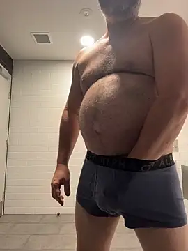 chubbylittlesecret online show from June 15, 1:41 am