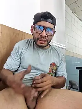 boyp3netrat0r online show from March 14, 8:36 pm