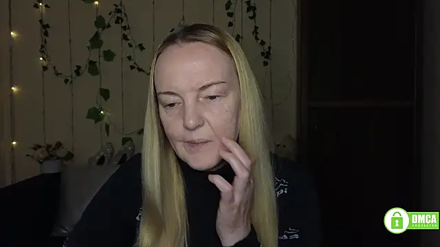 Snapshot of Bella_soulmate chatting on March 1, 12:29 pm Bella soulmate online show from March 1, 12:29 pm