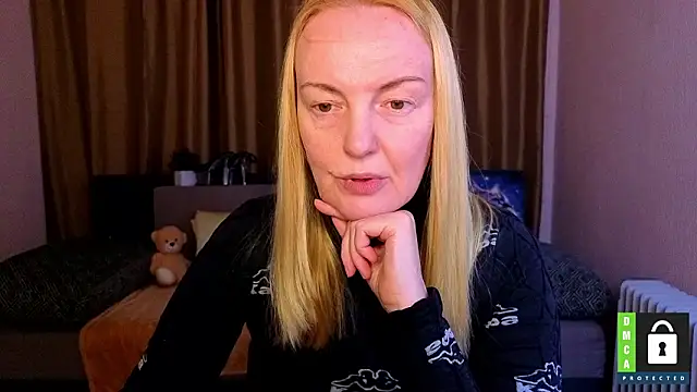 Snapshot of Bella_soulmate chatting on March 20, 12:21 pm Bella soulmate online show from March 20, 12:21 pm