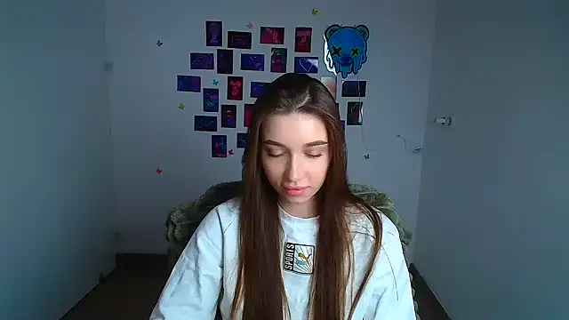 Snapshot of NikaMystic chatting on April 23, 11:31 am NikaMystic online show from April 23, 11:31 am