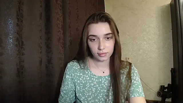 Snapshot of NikaMystic chatting on June 4, 3:51 pm NikaMystic online show from June 4, 3:51 pm