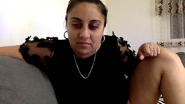 I amXenox online show from March 27, 9:53 am