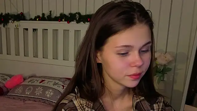 Snapshot of EarthaLevra chatting on March 15, 9:10 pm EarthaLevra online show from March 15, 9:10 pm