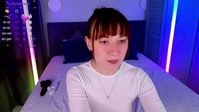 Snapshot of MaddyMelting chatting on March 12, 10:38 pm MaddyMelting online show from March 12, 10:38 pm