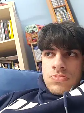 ilcazzone32 online show from April 14, 7:42 pm