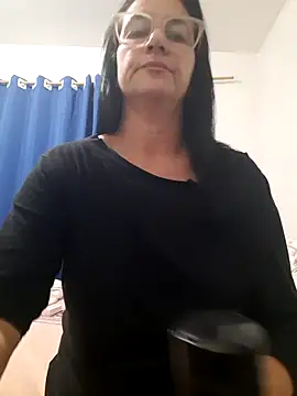 Camilegaucha online show from June 7, 9:13 am