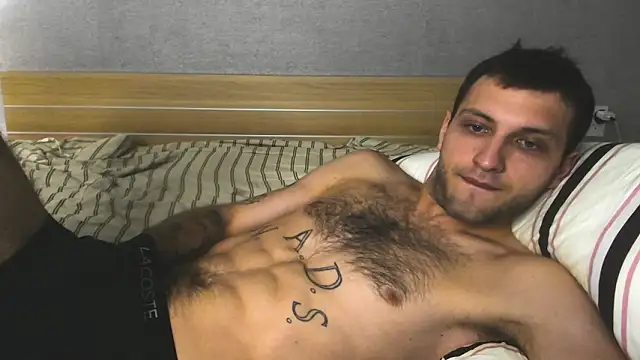 Snapshot of DarkRogue19 chatting on March 5, 3:41 pm DarkRogue19 online show from March 5, 3:41 pm