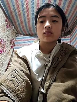 Snapshot of Lala-labu chatting on March 4, 2:28 am Lala-labu online show from March 4, 2:28 am