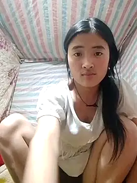 Snapshot of Lala-labu chatting on March 17, 12:41 pm Lala-labu online show from March 17, 12:41 pm