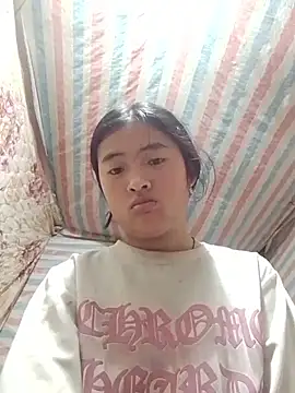 Snapshot of Lala-labu chatting on March 27, 6:52 am Lala-labu online show from March 27, 6:52 am