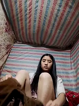 Snapshot of Lala-labu chatting on March 29, 11:32 am Lala-labu online show from March 29, 11:32 am