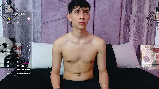 AronTawers online show from June 13, 7:23 pm