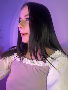 Snapshot of LolaKONG chatting on March 14, 3:34 am LolaKONG online show from March 14, 3:34 am