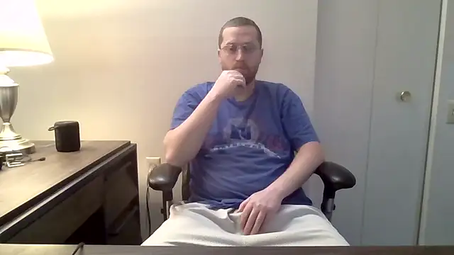 Snapshot of tytheexhibionist chatting on March 18, 3:04 pm tytheexhibionist online show from March 18, 3:04 pm