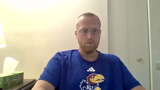 Snapshot of tytheexhibionist chatting on June 16, 2:52 pm tytheexhibionist online show from June 16, 2:52 pm