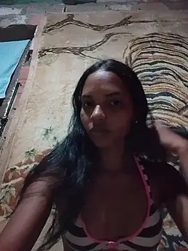 Snapshot of valentina_gomez1 chatting on April 21, 2:04 am valentina gomez1 online show from April 21, 2:04 am