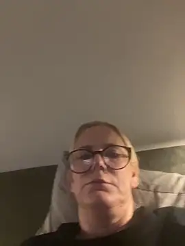 Snapshot of Amelie_BlondeXX chatting on March 7, 10:56 am Amelie BlondeXX online show from March 7, 10:56 am