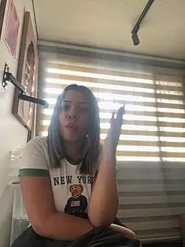 AdaPink  online show from July 27, 5:42 pm