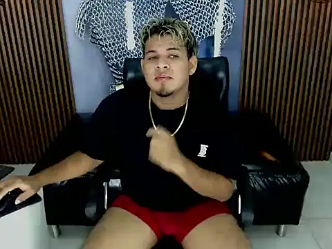 Snapshot of jacobxhott chatting on March 29, 3:17 am jacobxhott online show from March 29, 3:17 am