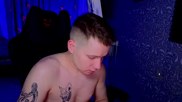 Snapshot of Karl_Night_ chatting on March 7, 4:26 pm Karl Night online show from March 7, 4:26 pm