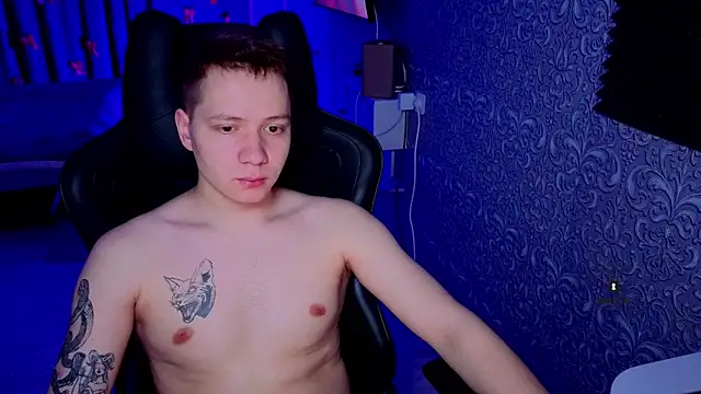 Snapshot of Karl_Night_ chatting on March 19, 5:17 pm Karl Night online show from March 19, 5:17 pm