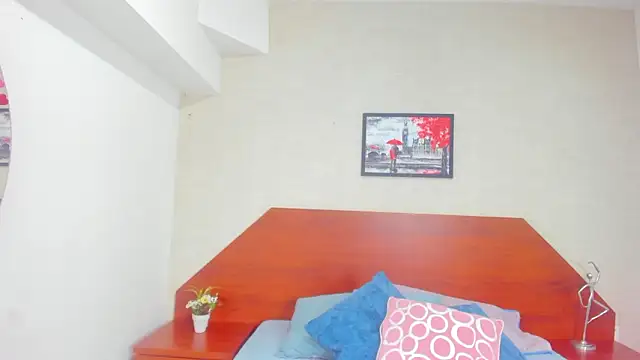 Snapshot of Miia03 chatting on March 10, 11:26 am Miia03 online show from March 10, 11:26 am