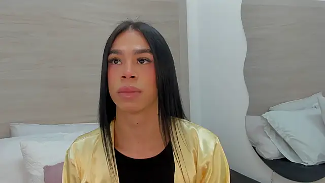 Snapshot of Miia03 chatting on March 14, 11:04 am Miia03 online show from March 14, 11:04 am