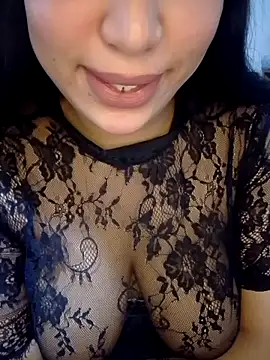 Snapshot of madleen_Mm chatting on April 15, 3:08 pm madleen Mm online show from April 15, 3:08 pm